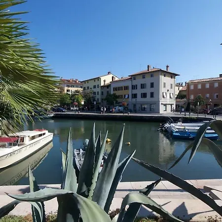 Old Harbour House Grado